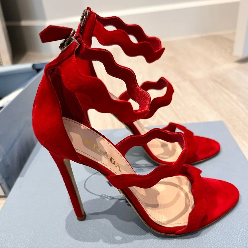 Prada Red Suede Scalloped Heels Size 36 - Picture 3 of 6